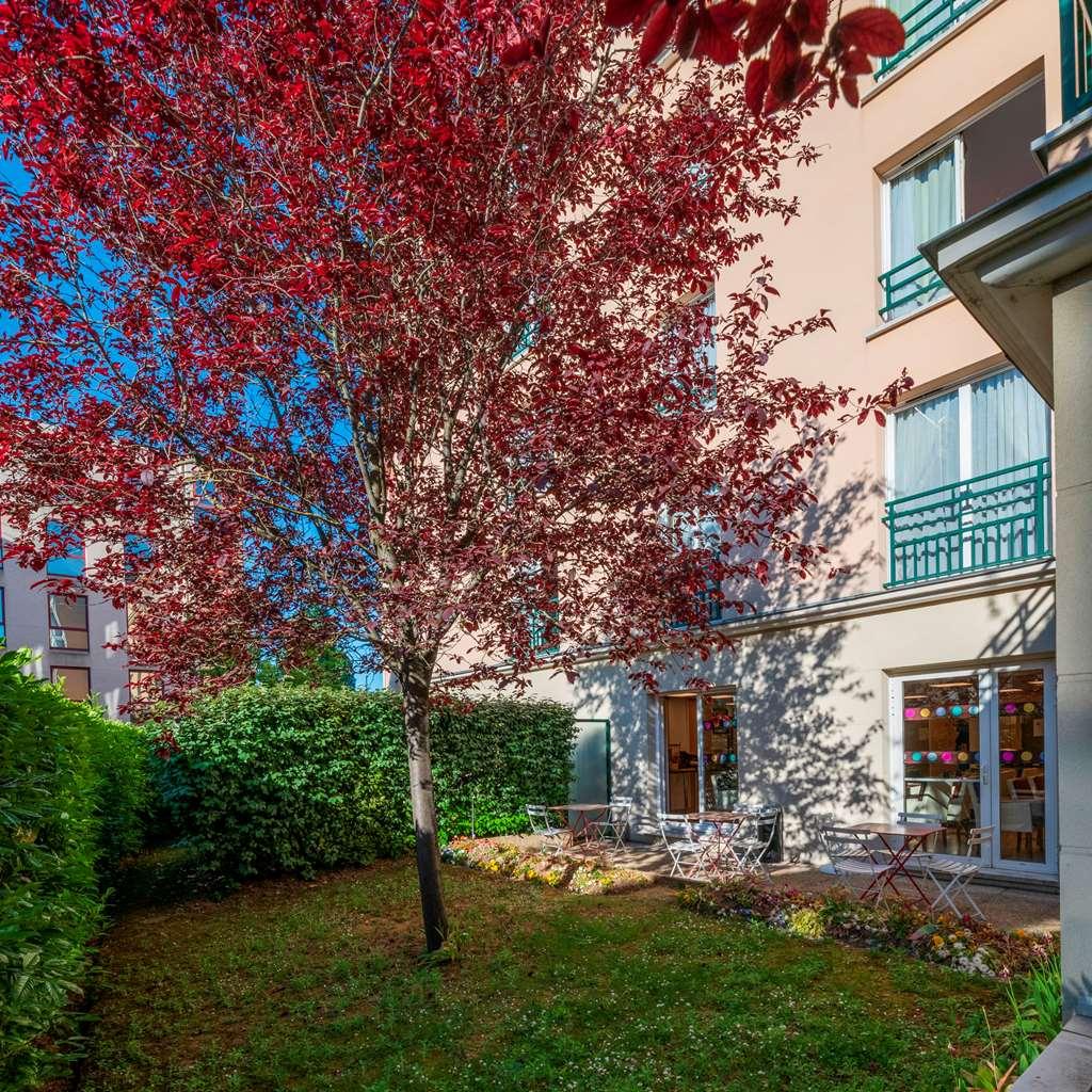 Hotel Cerise Chatou Exteriör bild